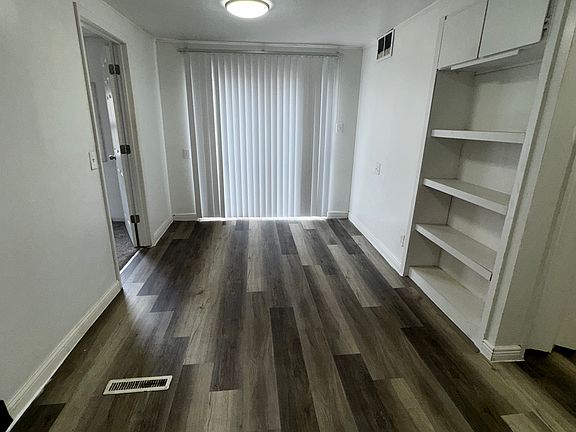 5th image of 2509 Olivewood Ave