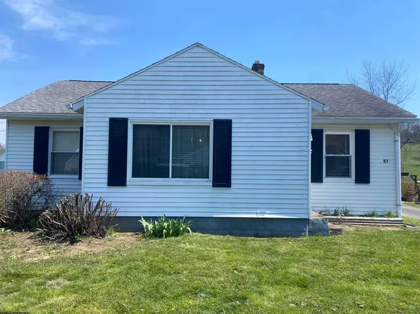 51 Pleasantview Rd, Rivesville, WV 26588