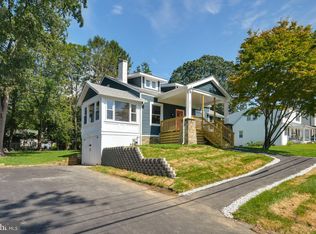 1011 Woodside Ave, Secane, PA 19018