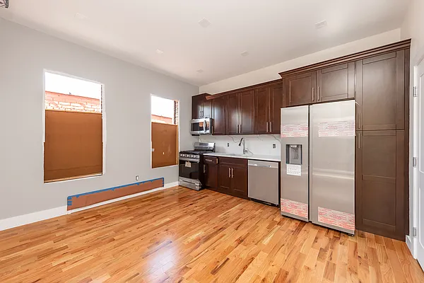 Rented by Modern Spaces | media 1