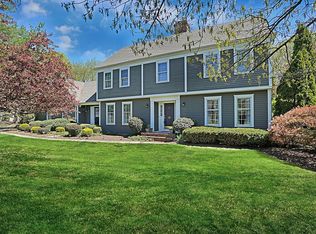 35 Washington Ave, Basking Ridge, NJ 07920