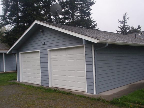 3rd image of 12618 C St
