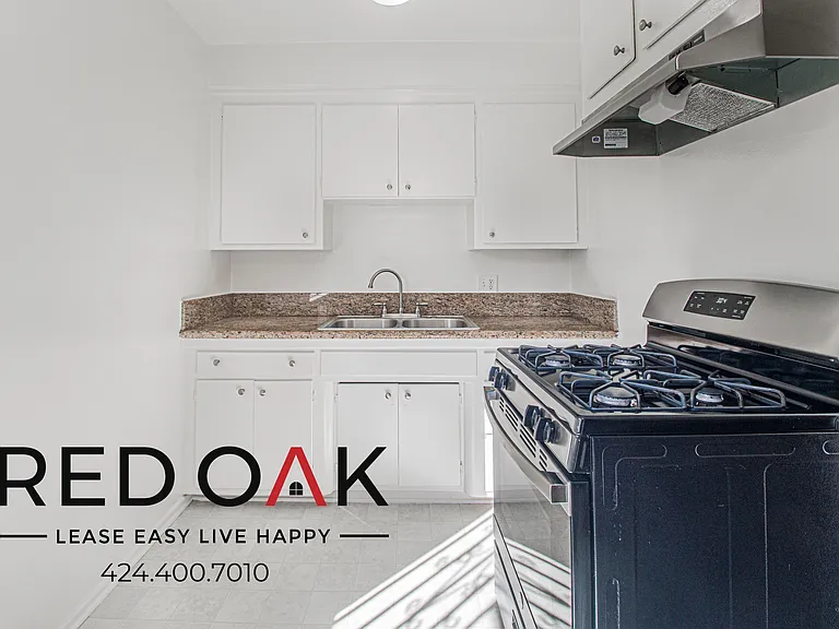 6655 Franklin Ave #11 — Photo 10