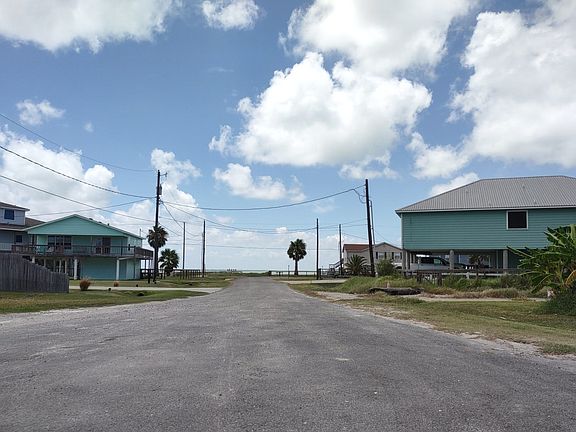 5th image of 10 Clam Dr