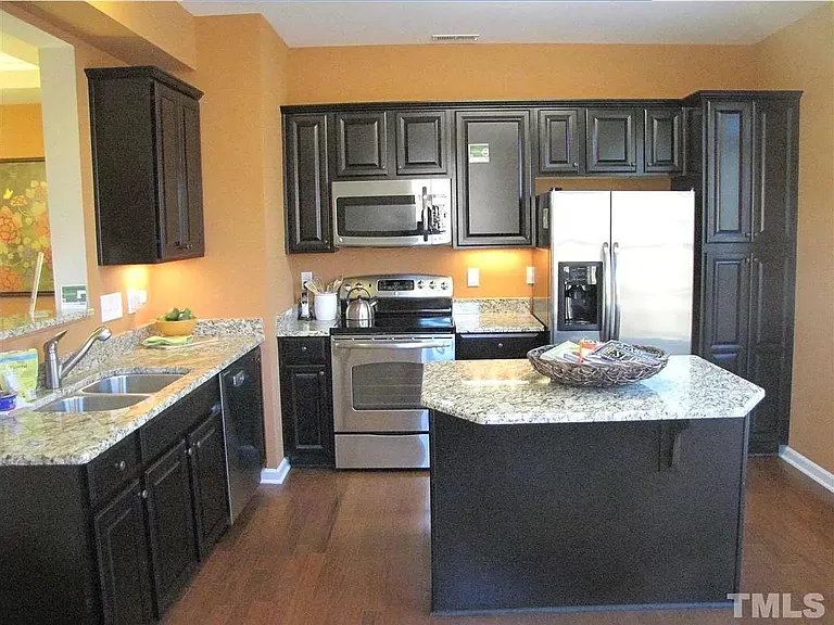 527 Berry Chase Way #527 — Photo 15