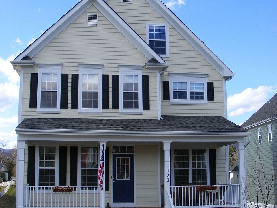 4BR, 3BA home in Crozet