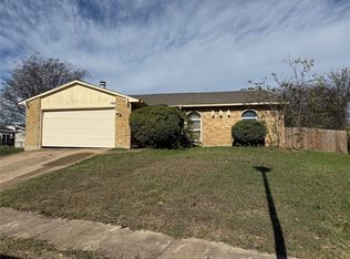 7167 Winterberry Dr, Dallas, TX 75249