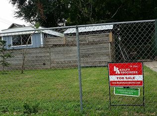 16 Stokes St, Houston, TX 77022