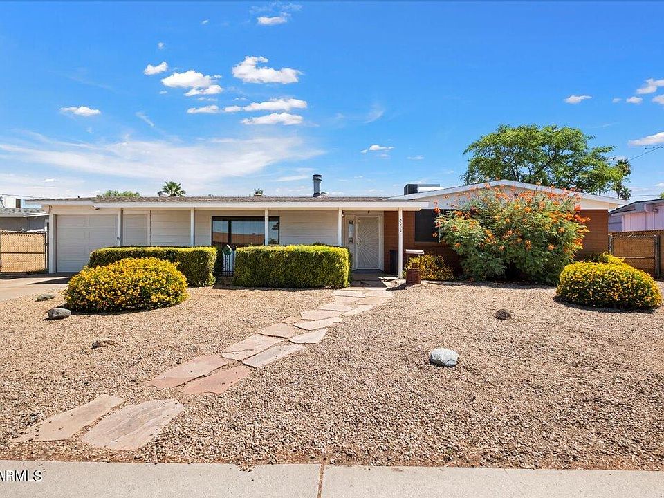 1st image of 3002 W COUNTRY GABLES Drive