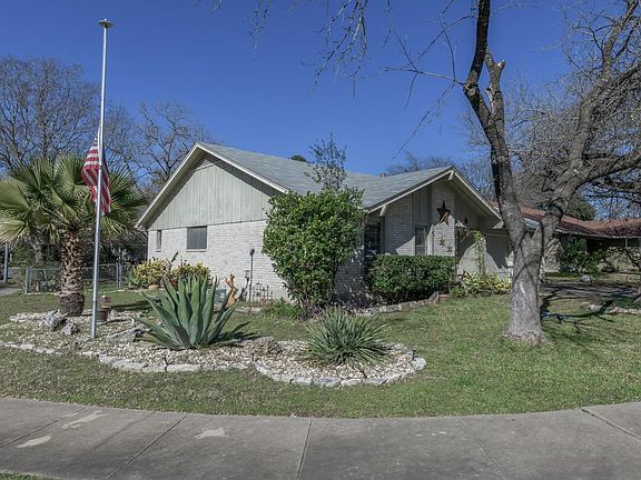 2nd image of 10604 Barnhill Dr