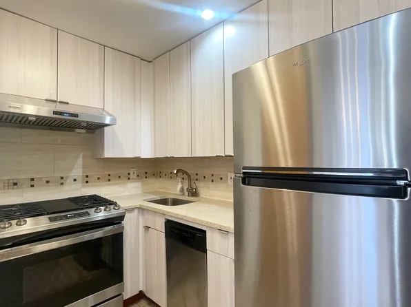 95-08 65th Road image 7 of 21