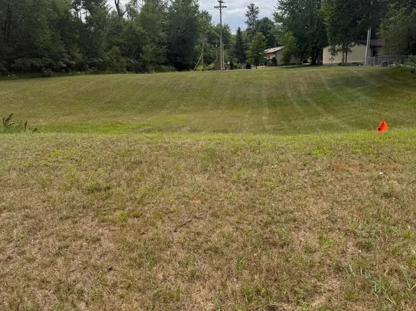 1103 16th St N, Princeton, MN 55371