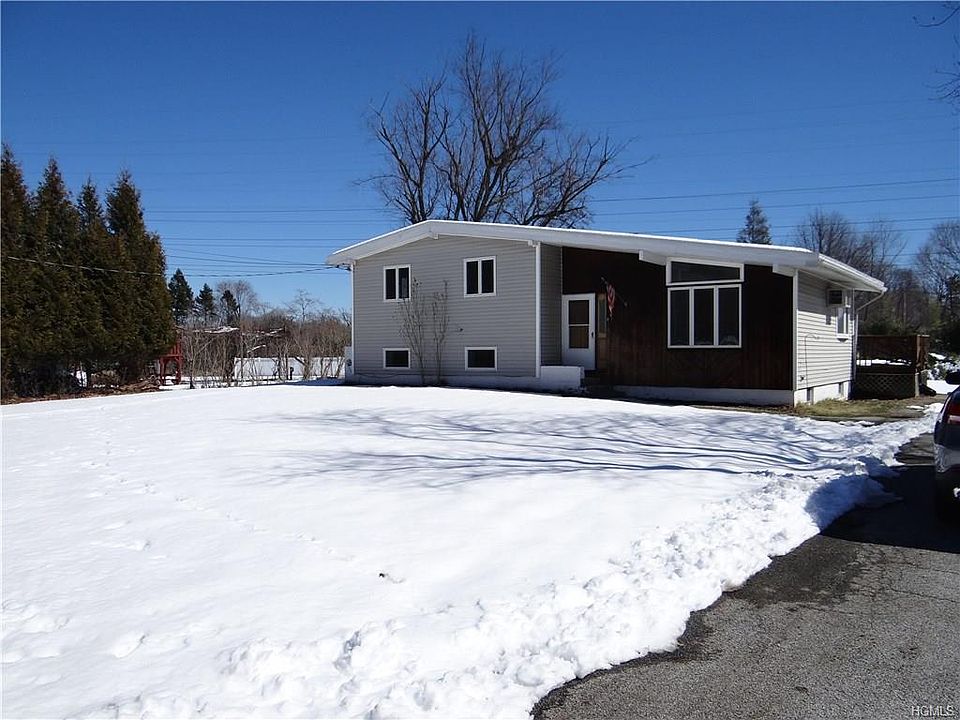 2nd image of 12 Cinder Rd