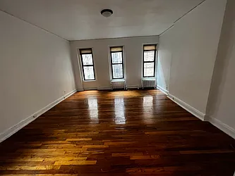 Rented by Salon Realty Corp