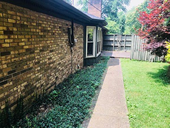5th image of 114 Avery Dr