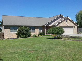 4760 Chesney Meadows Dr, Strawberry Plains, TN 37871