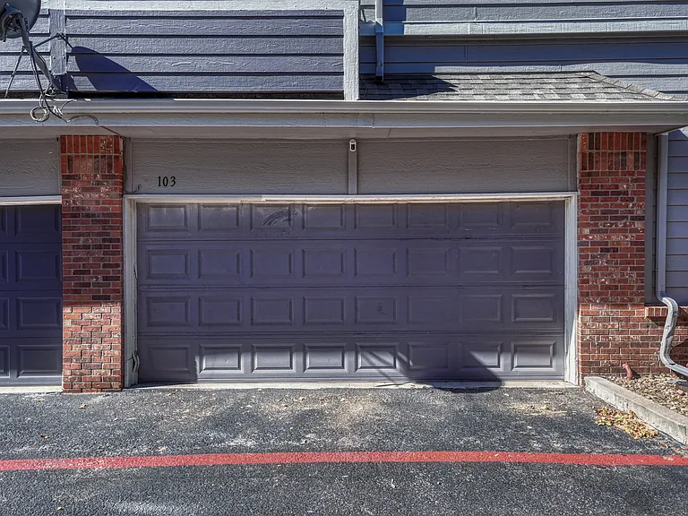 1337 S Danube Ct #103 — Photo 4