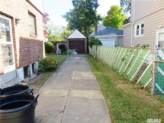 2nd image of 4719 163rd St