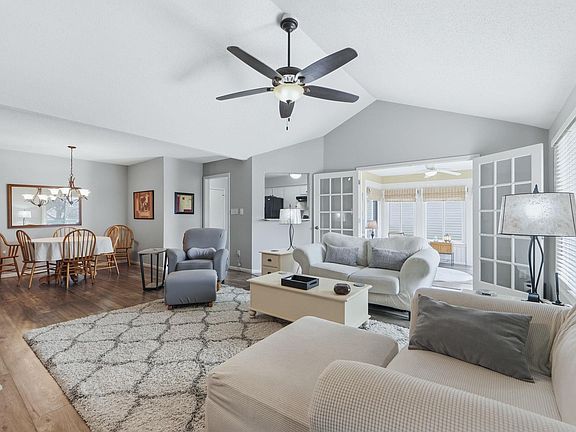 5th image of 2709 Ridge Valley Dr