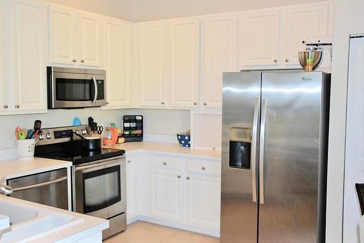 2nd image of 3634 Old Lighthouse Cir #0
