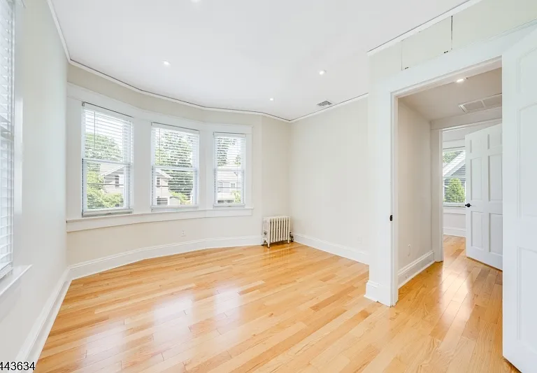 28 N Hillside Ave — Photo 14