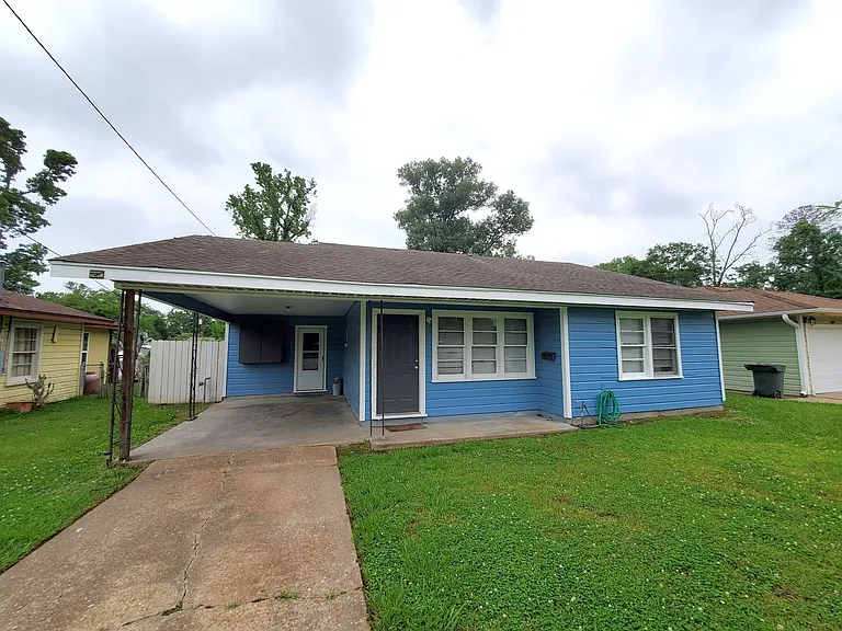 4780 El Paso Ave — Photo 1