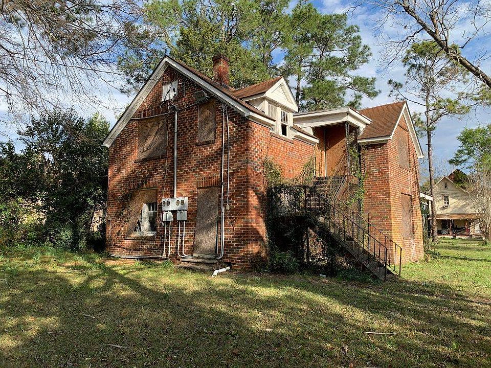 2nd image of 402 W Pine St #11