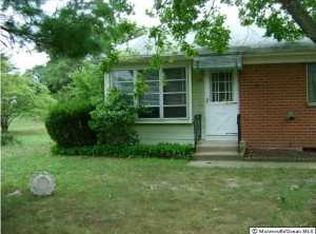 13 Potomac Ave, Barnegat, NJ 08005