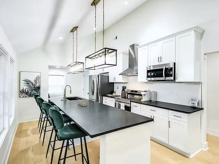 2037 Conrad Ave SE — Photo 8