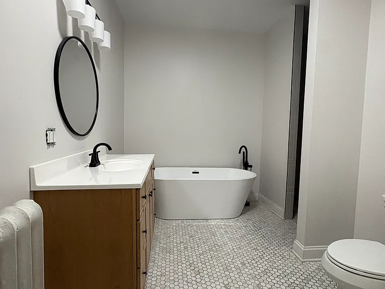 3121 W Augusta Blvd #1 — Photo 5
