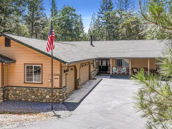 6152 Hillcrest Ct, Foresthill, CA 95631