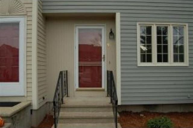 1st image of 917 Fox Hollow Dr