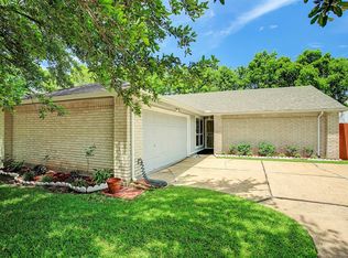 17234 Pastoria Dr, Houston, TX 77083