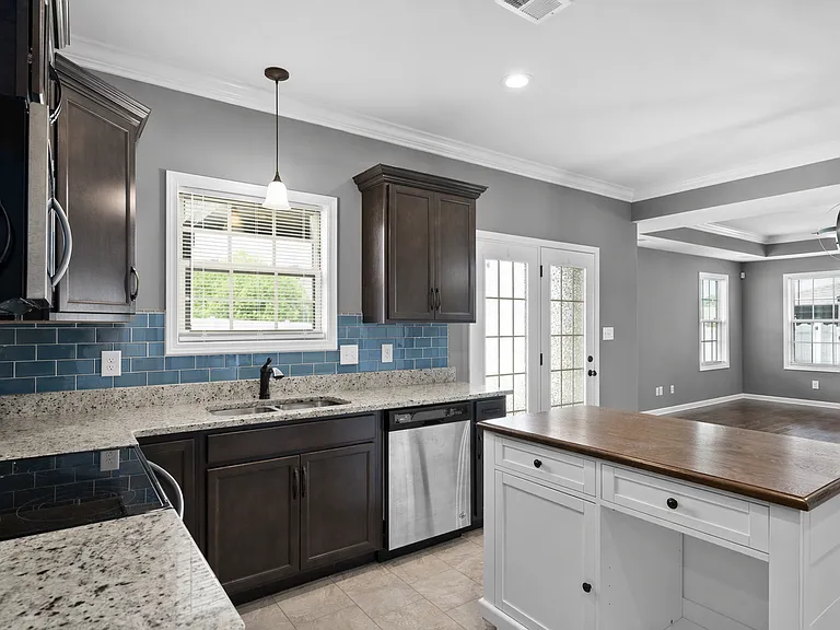 352 Winter Terrace Ln — Photo 13