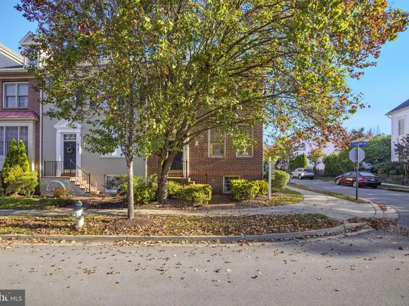 615 Pleasant Dr, Rockville, MD 20850