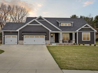 1732 Toscana St, Kalamazoo, MI 49009