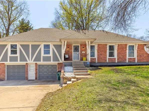 7905 E 127th Ter, Grandview, MO 64030