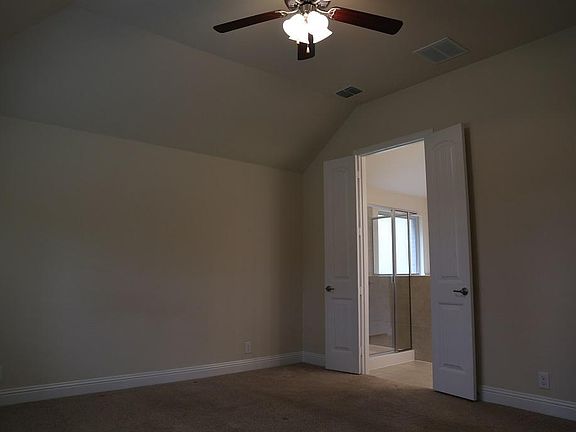 4th image of 3513 Sequoia Ln