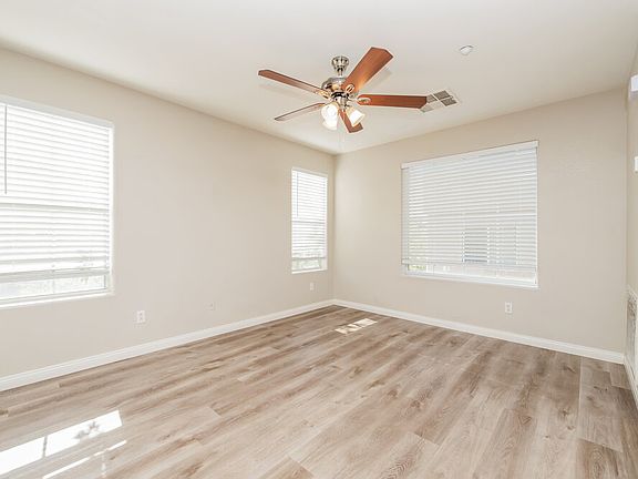 5th image of 8933 Jaquita Ave