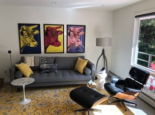 67 Beach Hill Rd W, Bridgewater, CT 06752