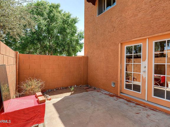 3rd image of 829 E Cochise Dr #A