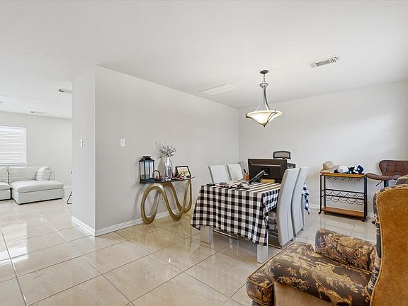 4th image of 3946 Mossy Place Ln