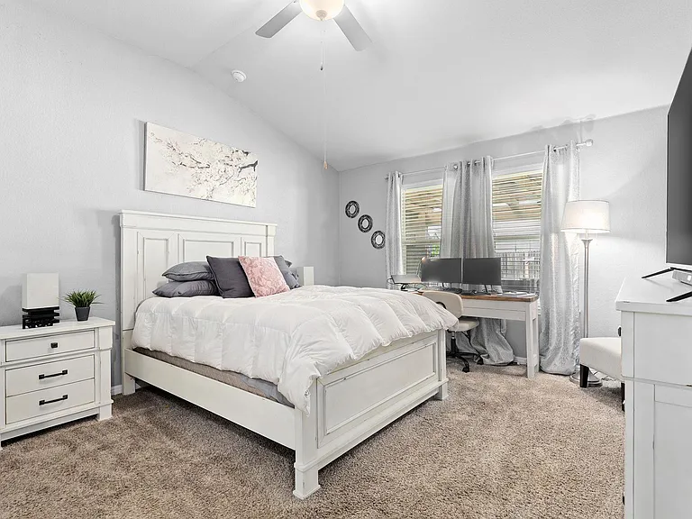 6045 Teodoro Bnd — Photo 11
