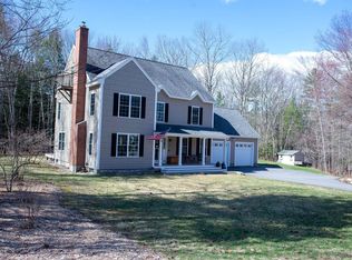 28 Fieldstone Drive, Dover, NH 03820