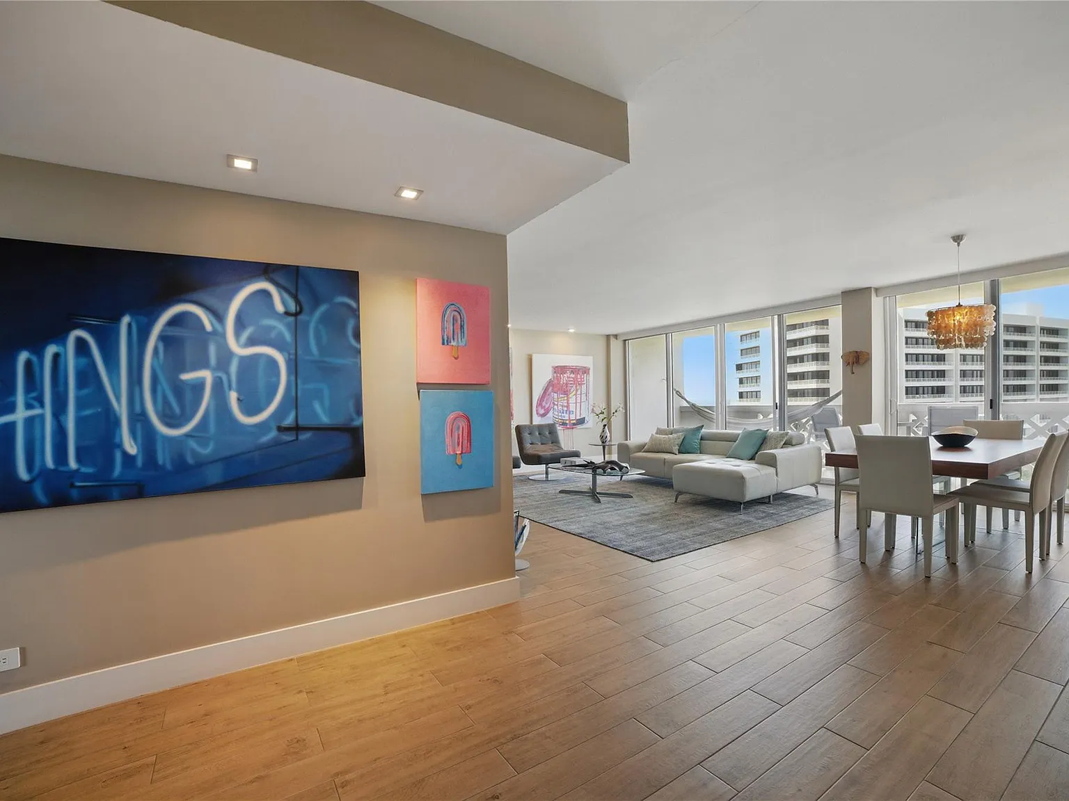 2 bed, 2.0 bath, 1230 sqft, $7,500 — Photo 2