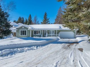 29 Glenwood Dr, Huntsville, ON P1H 1B6