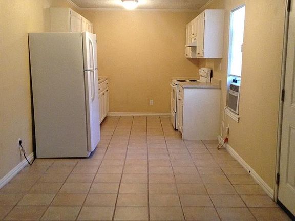 4th image of 205 Love St APT 107