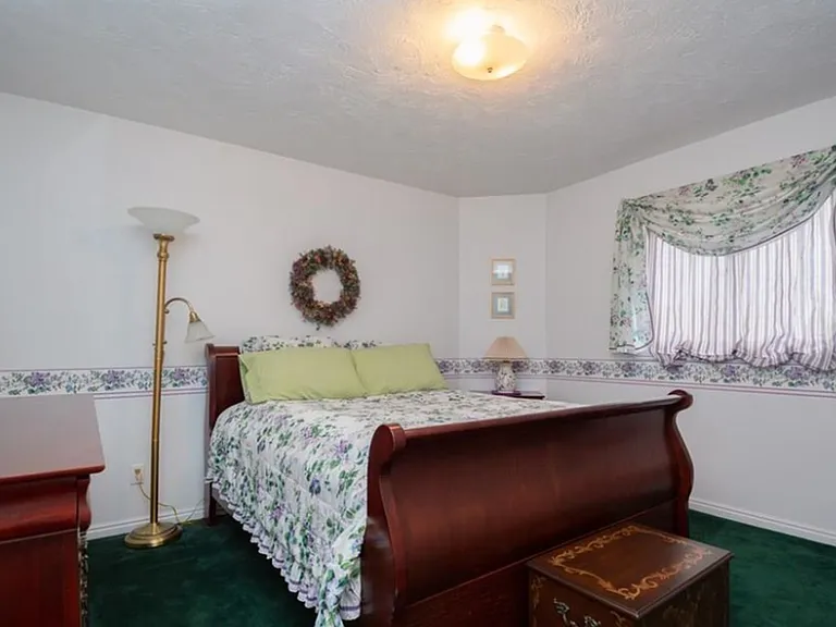 6187 S 45 E — Photo 13