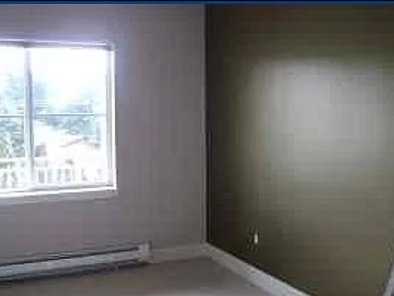 4th image of 19500 Ballinger Way NE APT 304