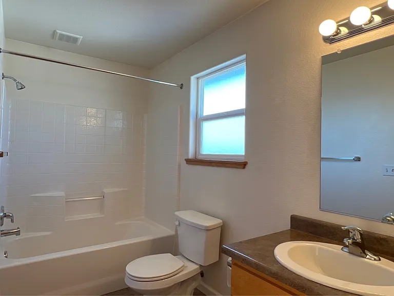 1655 Margo Ln #C — Photo 14